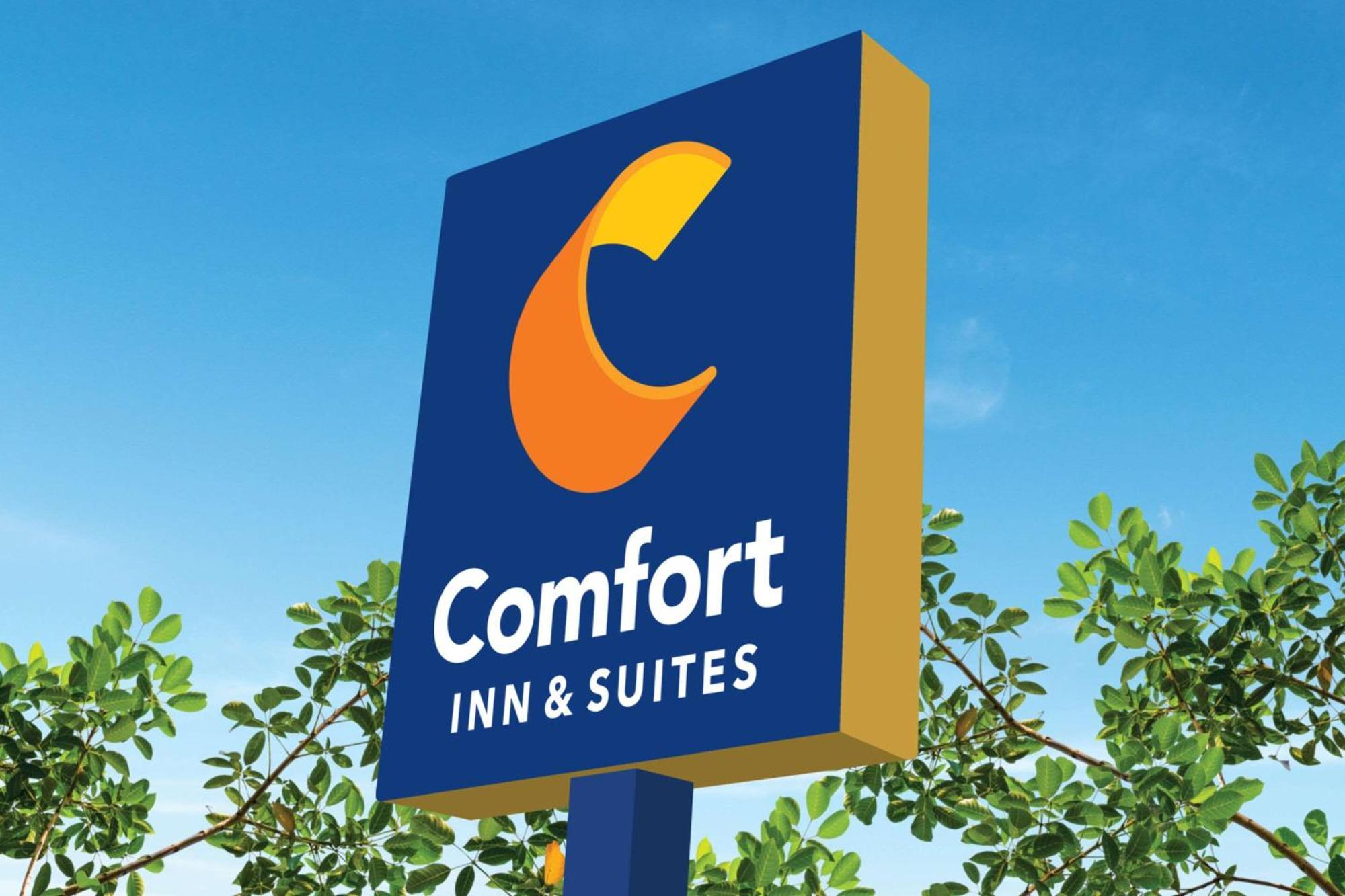Comfort Inn & Suites Savannah Exterior foto